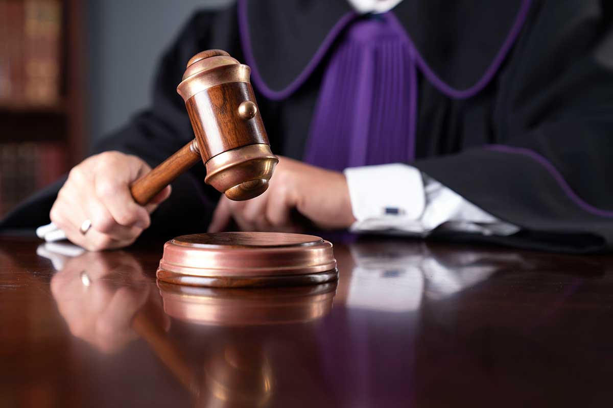 Dasselbe Kaliumündigungsschutz Ihnen Geborgenheit im Beschäftigung gibt